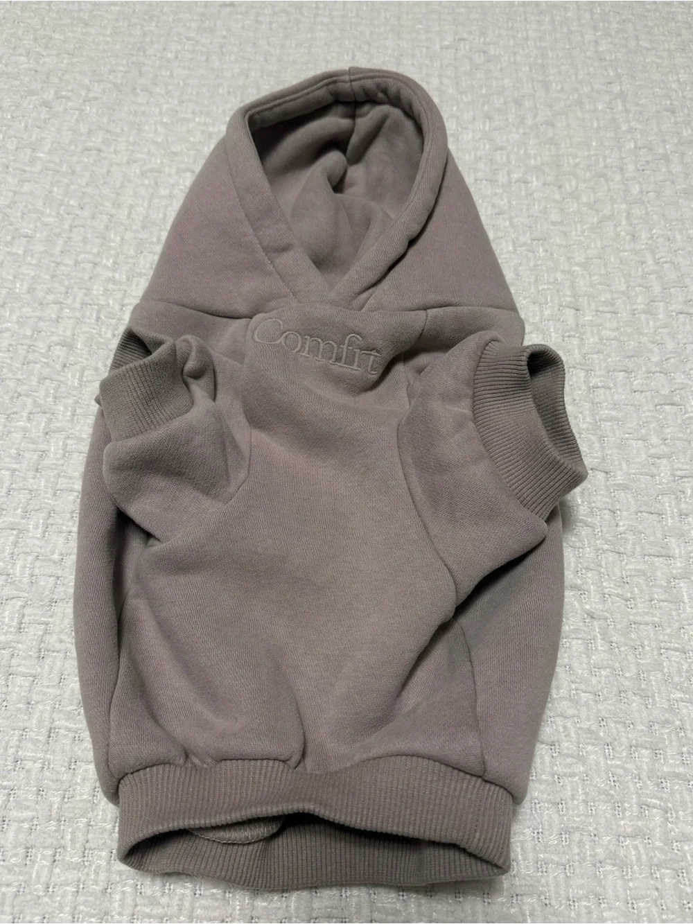 Comfrt tan pet hoodie, medium. Great condition